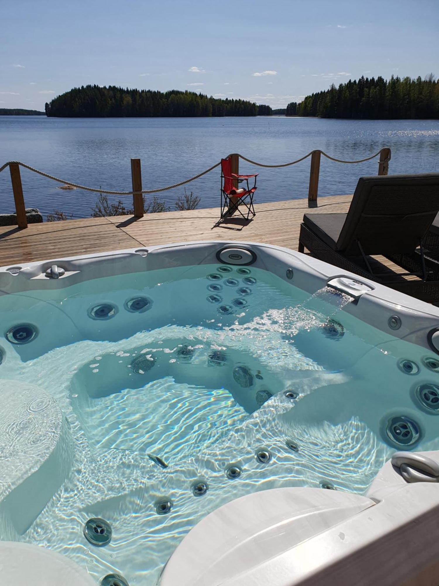 Stunning Log Cabin 45M2 On The Shore Of Kallavesi. Куопио Екстериор снимка